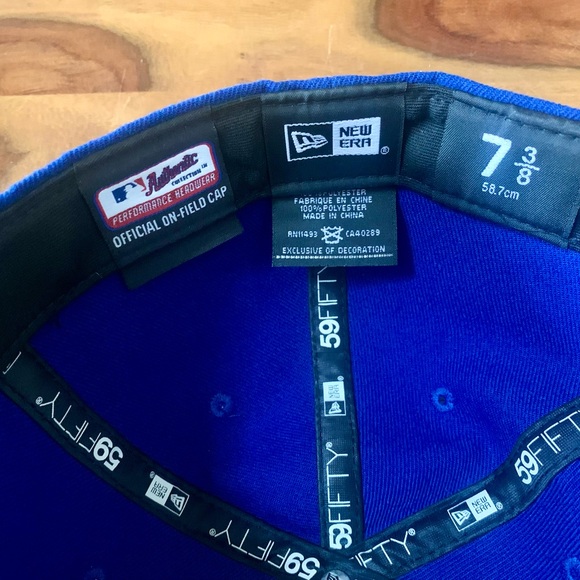 Chicago Cubs New Era Royal Authentic Collection 59Fifty Fitted Hat - Picture 5 of 10